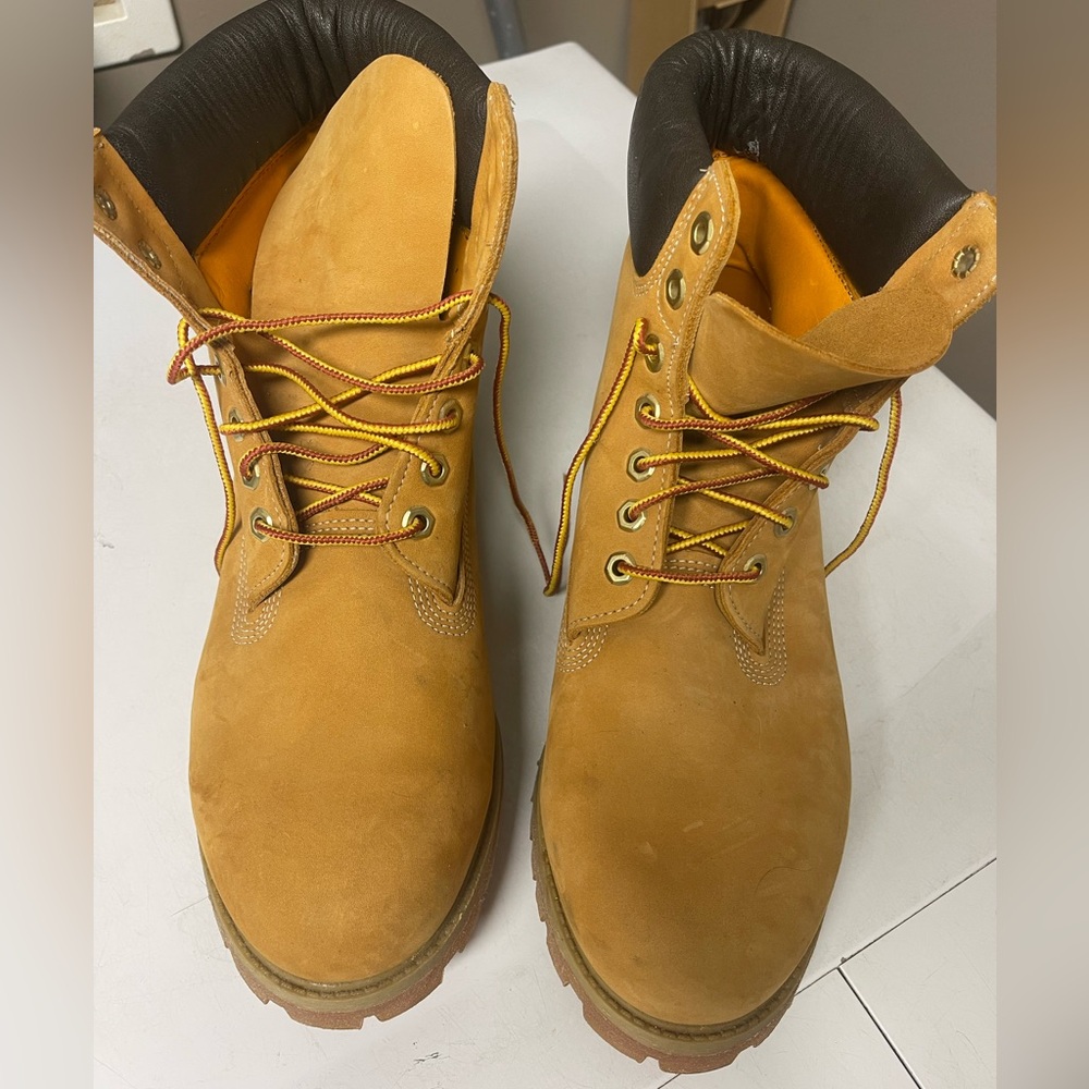 Timberland boots 11.5 NWOB